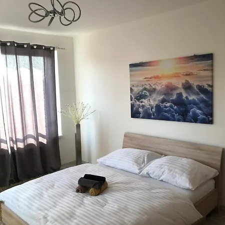 Ah Radnica Free Parking Apartmán