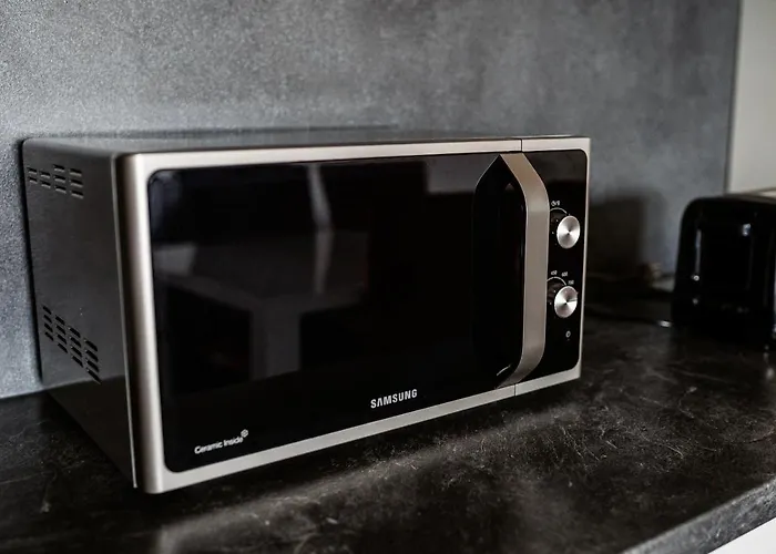 Ah Radnica Free Parking * كَشّا